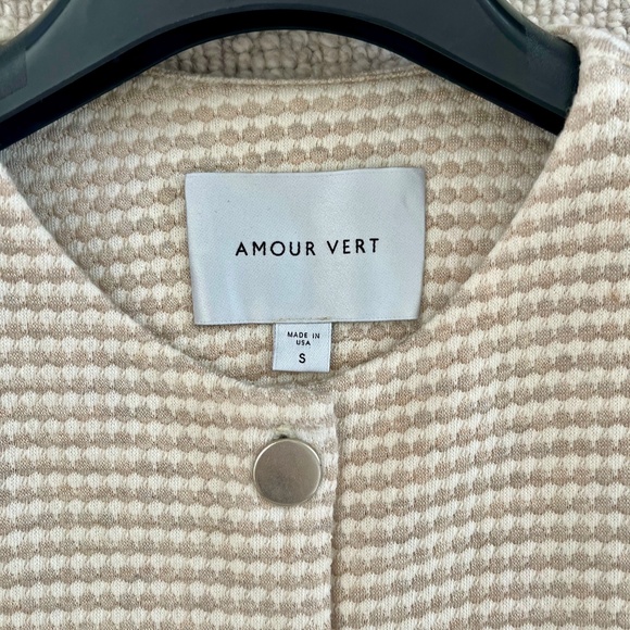 Amour Vert Erin Scallop Knit Jacket - natural oatmeal, size S - Picture 3 of 9